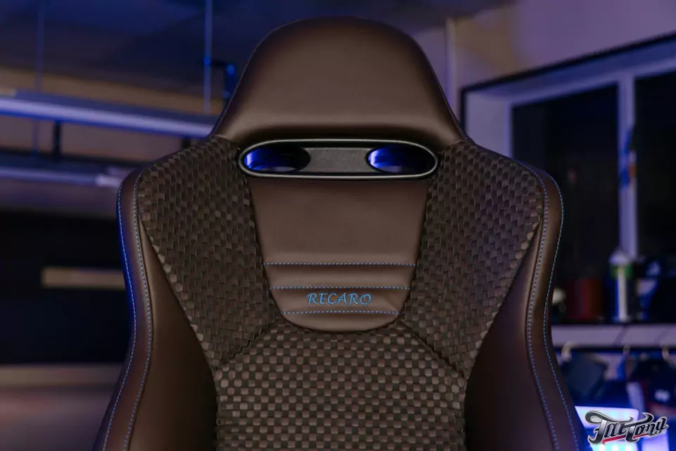 Перетяжка сидений Recaro для Honda Accord 7 в кожу и алькантару с плетением в стиле Bottega Veneta!